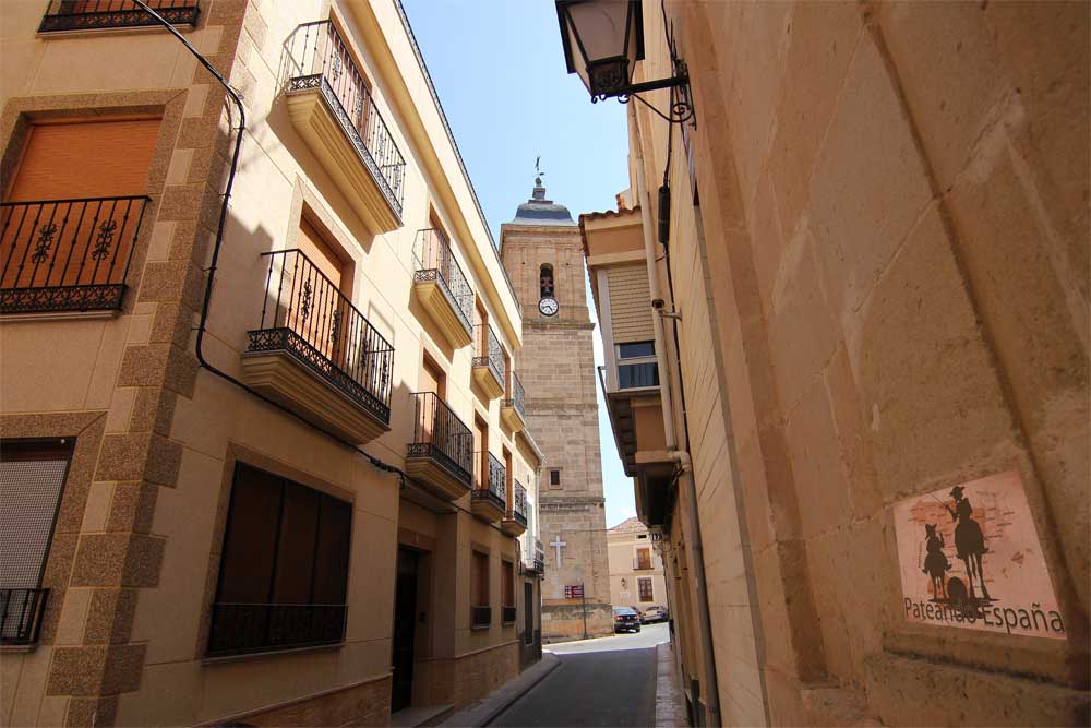 Elche de la Sierra